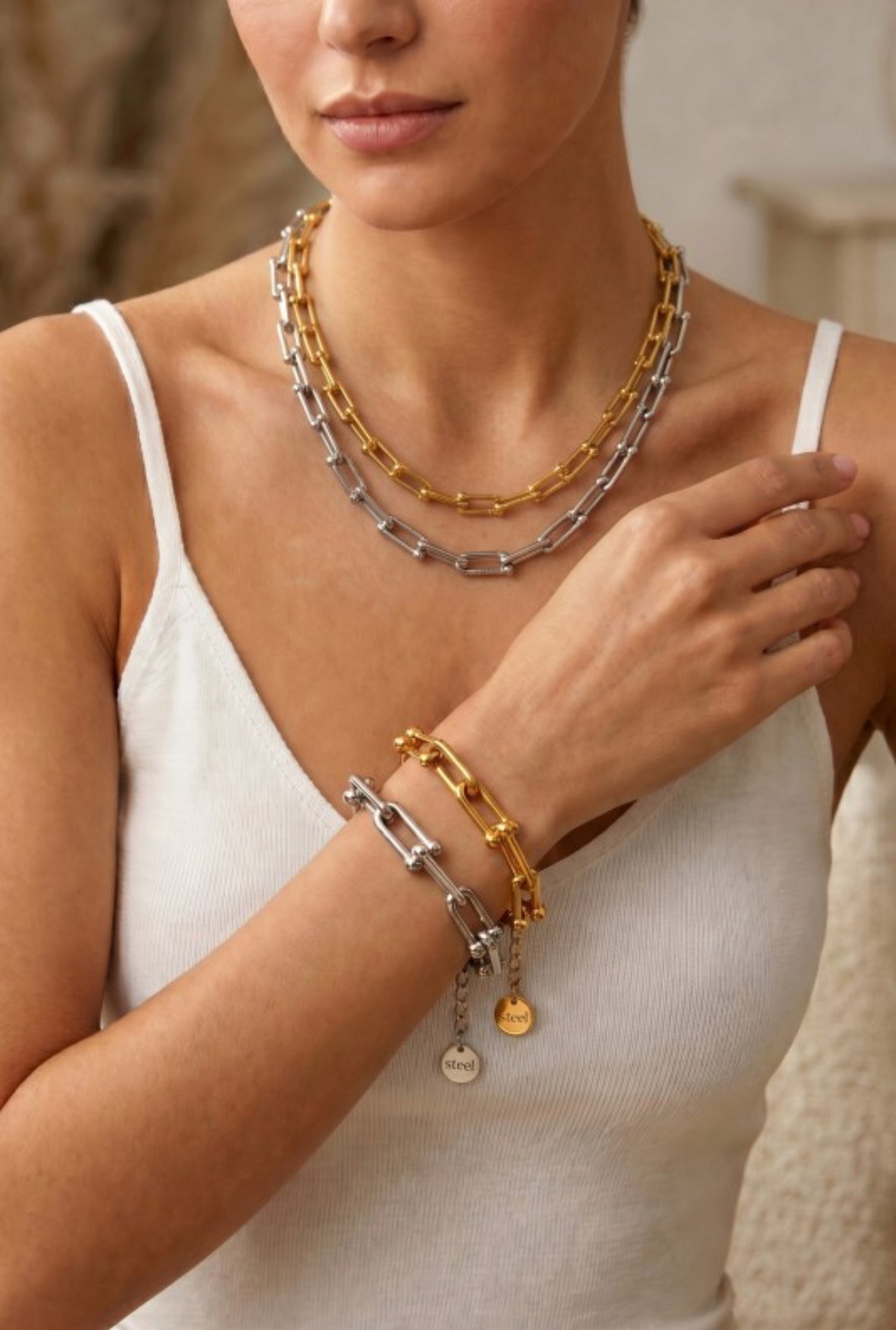 Collar Aurelia U-Link Oro