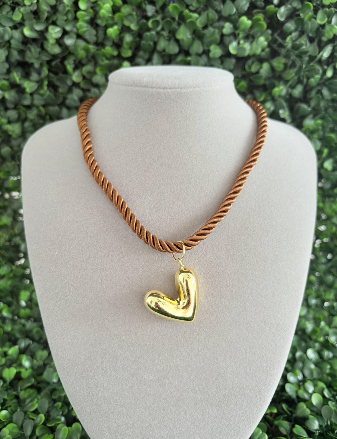 Amuleto de Corazón Lunar