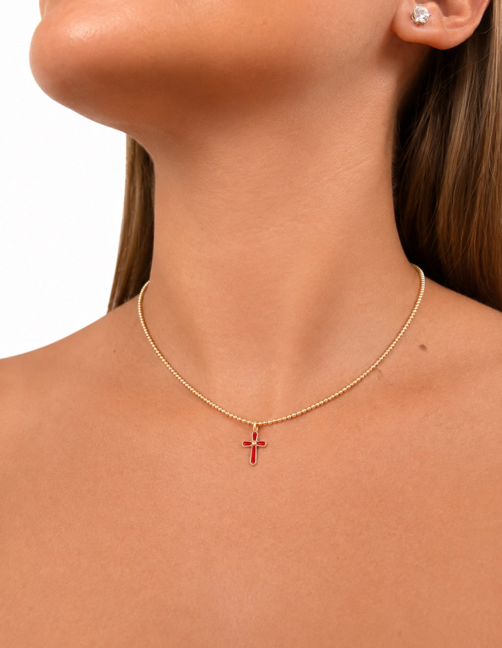 Collar cruzado con rubí